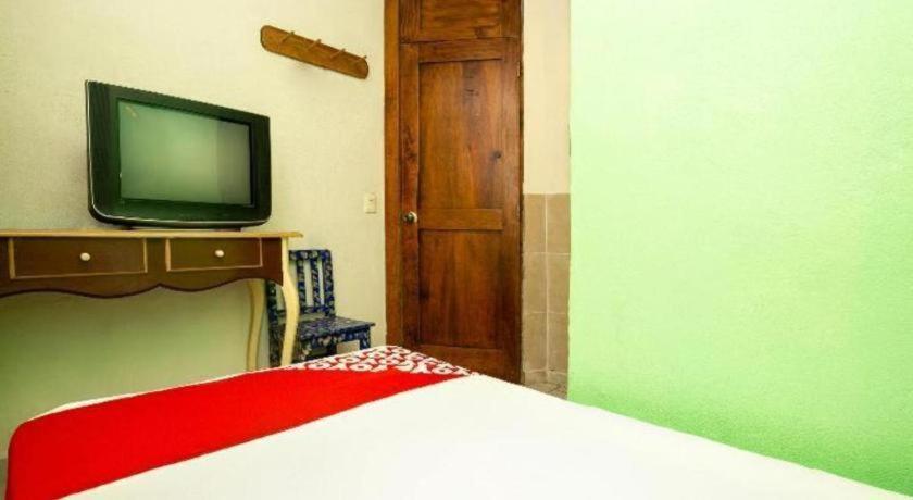 Oyo La Casita Hotel Morelia